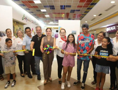 Participan en la exposición del Concurso de Arte ‘Sonrisas de colores’ en Mazatlán